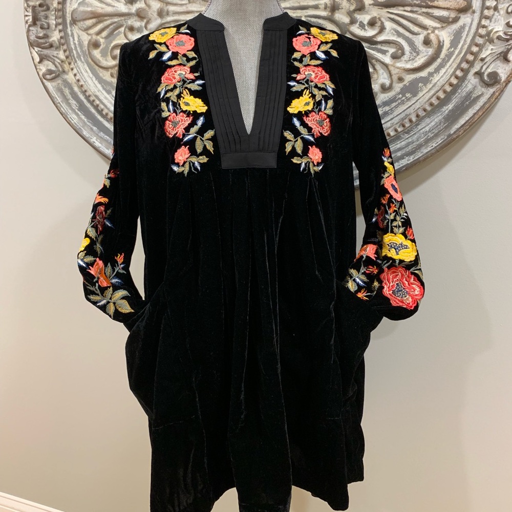 Free People Black velvet dress